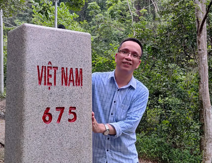 Nhà văn Nguyễn Văn Học