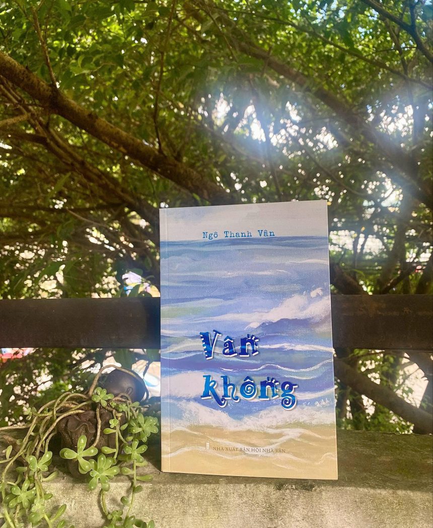 Tập thơ "Vân không"