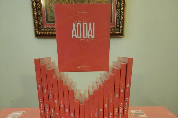 Sách ảnh “Huyền thoại Áo dài Việt Nam