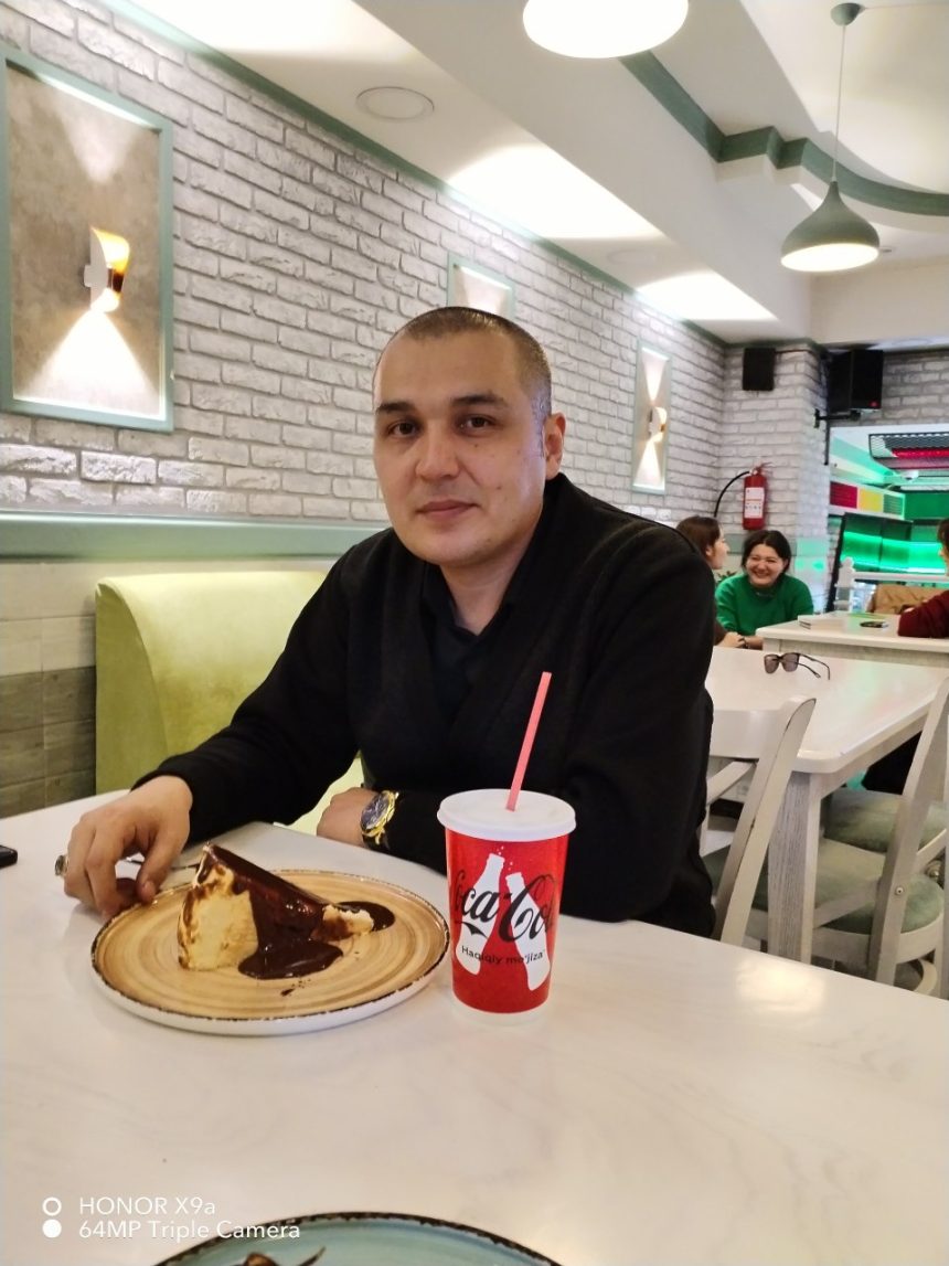 Tác giả Sherzod Artikov